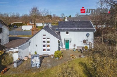 Top gepflegtes,  freistehendes Einfamilienhaus mit tollem Grundstück