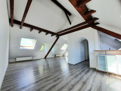 Wohnunikat mit besonderer Atmosphäre zuzüglich privater Gartenfläche ! Meerbusch-Osterath
