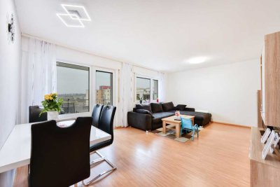 +++ 4. OG mit überdachtem Süd-Balkon u. Fernblick - hell & gemütlich - inkl. EBK & TG +++
