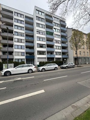 REDUZIERT !!! Stilvolle 4 ZKBB Wohnung mit großzügigem Raumkonzept.