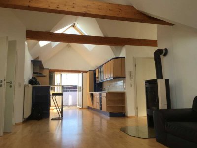 Dachgeschosswohnung in zentraler Lage