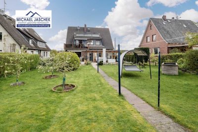 Kapitalanlage! Einfamilienhaus mit Einliegerwohnung in traumhafter Lage auf 1000 qm Grundstück