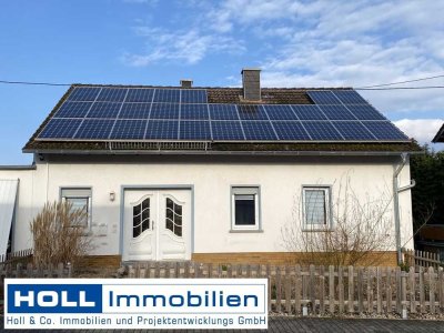 *** Provisionsfrei *** - Freistehendes 2-Familienhaus in ruhiger Lage von Ruschberg