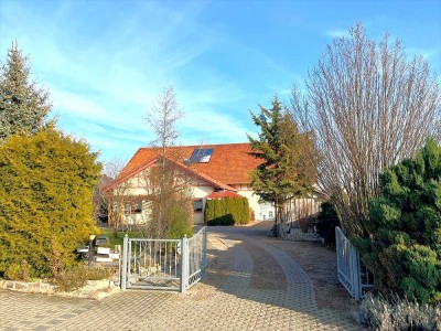 Großzügiges Einfamilienhaus mit Charme und vielseitigen Nutzungsmöglichkeiten