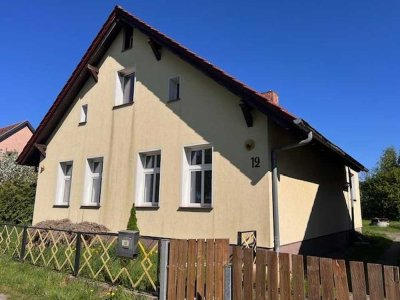 Großes EFH, großes Grundstück, Kleiner Preis, 325.000 €