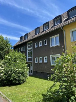 Hier ist Ihre Wohnung! - DG-Wohnung zur Kapitalanlage in Essen-Dellwig