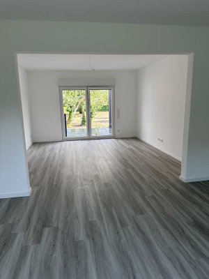 Hochwertig modernisierte Doppelhaushälfte mit großem Garten
Düsseldorf- Wersten