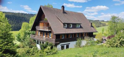 Malerisch gelegenes Landhaus in herrlicher Panoramalage auf einem 3.689 m² großen Südhanggrundstück