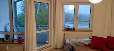 Im Erholungsort und nah zur Arbeit, bitte Beruf, Tätigkeit, Einkommen und Befristung angeben