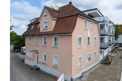 Stadthaus mit drei Wohneinheiten ... flexible Nutzungsmöglichkeiten • zentrale Lage