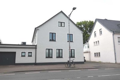 Geräumige 3-Zimmer-Maisonettewohnung in Schildgen!