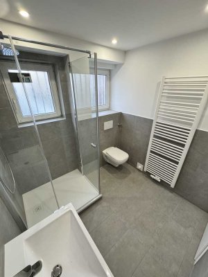 Traumhafte, vollsanierte 2-Zimmer-Wohnung mit Garten & Terrasse in Stuttgart-Kaltental