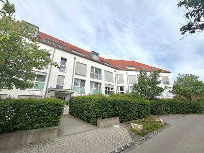 barrierefreie 2-Zimmer Wohnung mit Wintergarten, hell, Einbauküche, Keller, modern