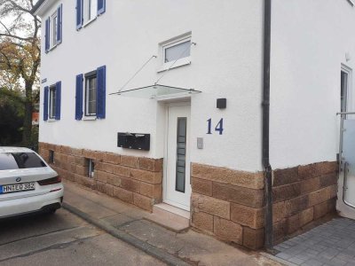 Sanierte 3-Zimmer-Wohnung mit großem Garten