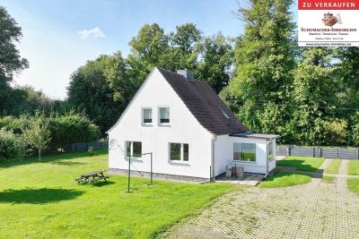 Einfamilienhaus mit Potenzial in naturnaher Wohnlage!
