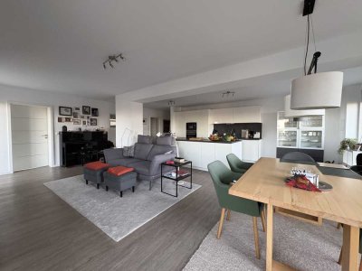 Moderne 4-Zimmerwohnung mit freiem Blick auf die Rheinebene