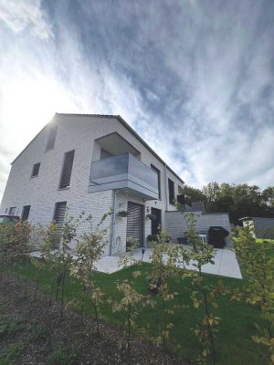 Helle Wohnung in einem 2 Familienhaus, optimal für eine Einzelperson!