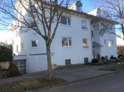 4,5-Zimmer-Wohnung mit großer Terrasse und sonnigen Garten in ruhiger Lage