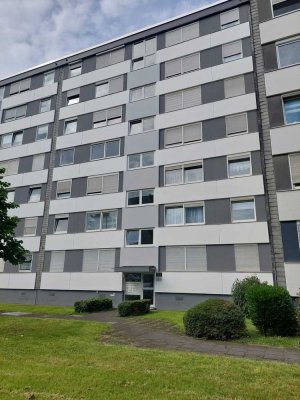 3-Zimmer-Wohnung im ersten Obergeschoss in Köln Pesch