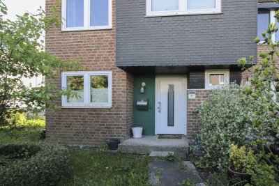 Reihenendhaus mit Garten, Terrasse & Garage – ruhig gelegen in Bad Oldesloe