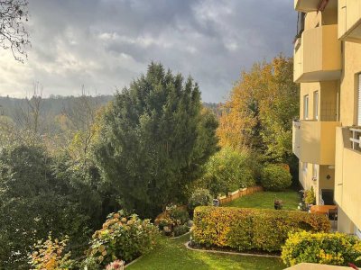 schöne 3 Zimmer DG-Wohnung mit Balkon in der Wohnanlage "Im Walpurgistal"