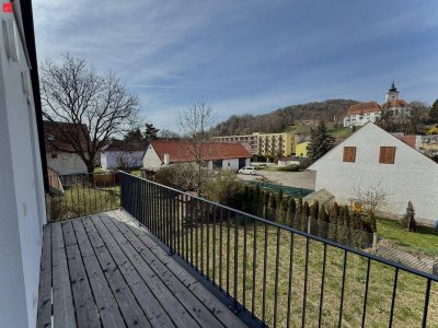 Bestlage: Charmanter Neubau mit sonnigem Westbalkon und Grünblick!