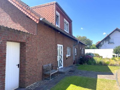 Tolles Einfamilienhaus mit Garten, Garage, Keller