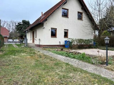 Ruhige Wohnlage mit 6 Zimmern, Sauna und großem Garten ... (45201)