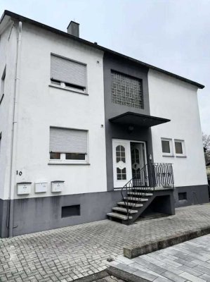 Attraktives freistehendes Dreifamilienhaus mit solider Bausubstanz und gepflegter Ausstattung