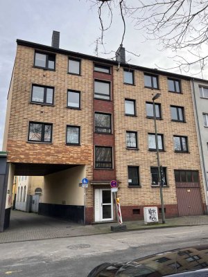 Erdgeschosswohnung zur Selbstrenovierung in Rheinnähe zu vermieten