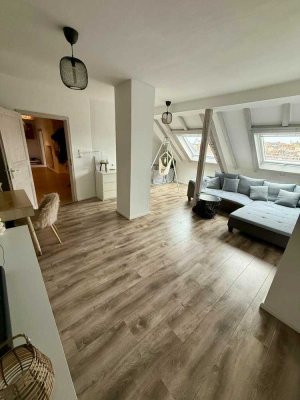 Geräumige Altbau-Dachgeschosswohnung in Pirmasens Stadtmitte