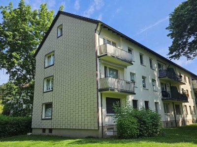 Bezugsfreie Mietwohnung mit ca. 62 m² Wohnfläche, 3 Zimmern und kleinem Balkon