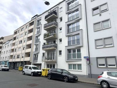 HEGERICH: Moderne 2-Zimmer-Wohnung mit Balkon in Fürth
