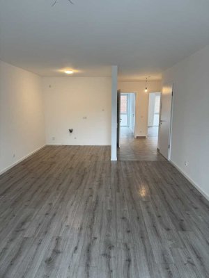 1. OG rechts / 3 - Zimmer Neubauwohnung / 1.428,88 € p.m. inkl. Heiz- und Betriebskosten
