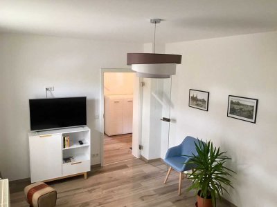 Wohnen mit Charakter: 2-Zimmer-Wohnung in Dresden-Blasewitz