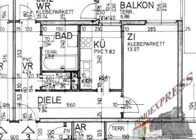 Sofortbezug möglich / 2 Zimmerwohnung mit Balkon in zentraler Lage,