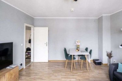 Frei & bezugsfertig - Charmante 2-Zimmer-Wohnung mit Balkon in Berlin-Spandau