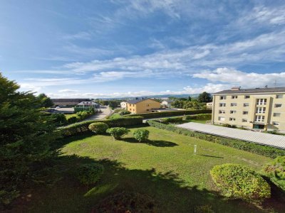 Helle 3-Zimmer Wohnung mit toller Aussicht und Garage!