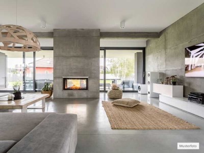 Provi frei Einfamilienhaus mit Einliegerwohnung mit Doppelgarage in 64689 Grasellenbach -