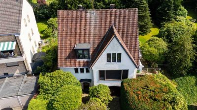 Bredeney Finest - Zweifamilienhaus mit Charme und großem Potenzial in Bestlage