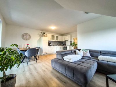 ***Moderne Oberwohnung***
mit Einbauküche & Loggia & Fahrstuhl***