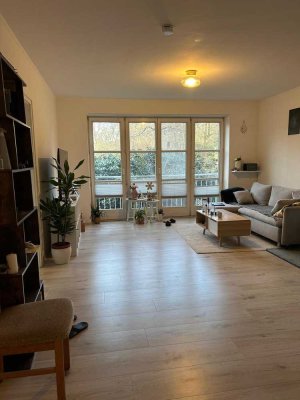 Appartementwohnung Fuhlsbüttlerstraße mit Stellplatz direkt gegenüber vom Ohlsdorfer Friedhof