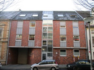 1-Zimmer-Wohnung mit Balkon in zentraler Lage zu vermieten. 2.OG Mitte (Whg. 7)