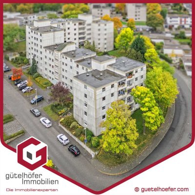Kapitalanlage gesucht? Solide vermietete 4-Zimmer-Wohnung mit Loggia, Aufzug und zwei Stellplätzen