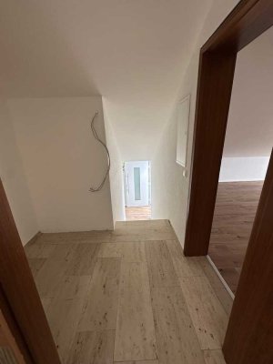 Erstbezug nach Sanierung mit Balkon: attraktive 4-Zimmer-Wohnung in Remshalden