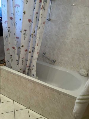 Möblierte/teilmöblierte, neu renovierte Wohnung in guter Lage zu vermieten in Taufkirchen
