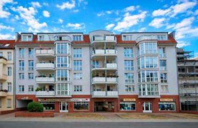 Rarität: Vermietete 4-Zimmer-Wohnung mit 149 m², Balkon & Tiefgarage in Berlin-Niederschönhausen