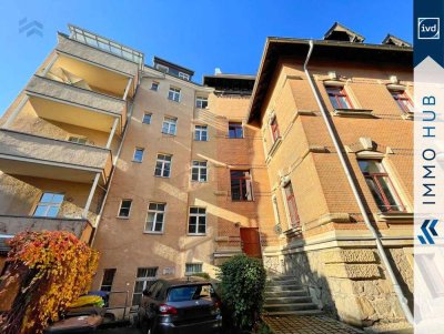 ++ Charmante 1,5-Zimmer-Dachgeschosswohnung mit Aufzug in denkmalgeschütztem Mehrfamilienhaus ++