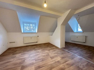 2-Raumwohnung im Dachgeschoss!