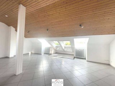 Traumhaftes, helles Dachstudio mit EBK in Echterdingen! Objekt-Nr. 2761